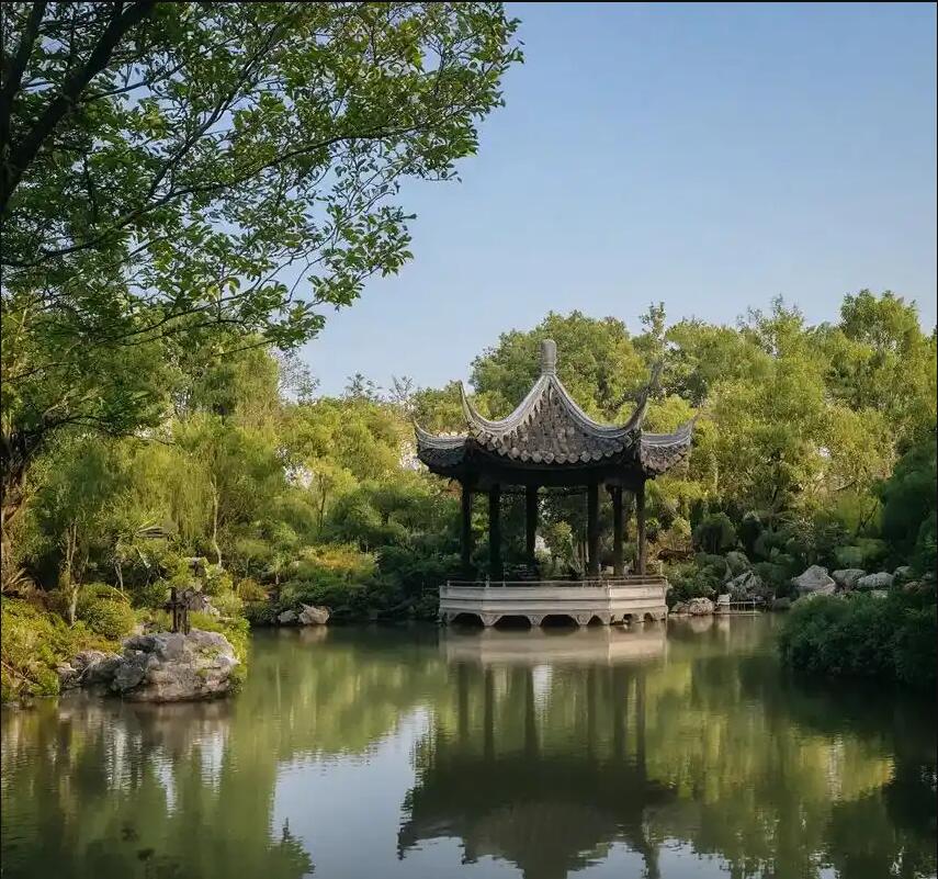 拉萨雨韵房地产有限公司